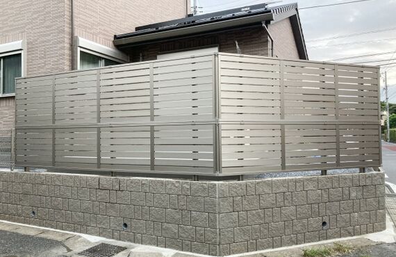 【岡山市 外構工事 ブロック塀】耐震性とデザイン性を兼ね備えたブロック塀工事！